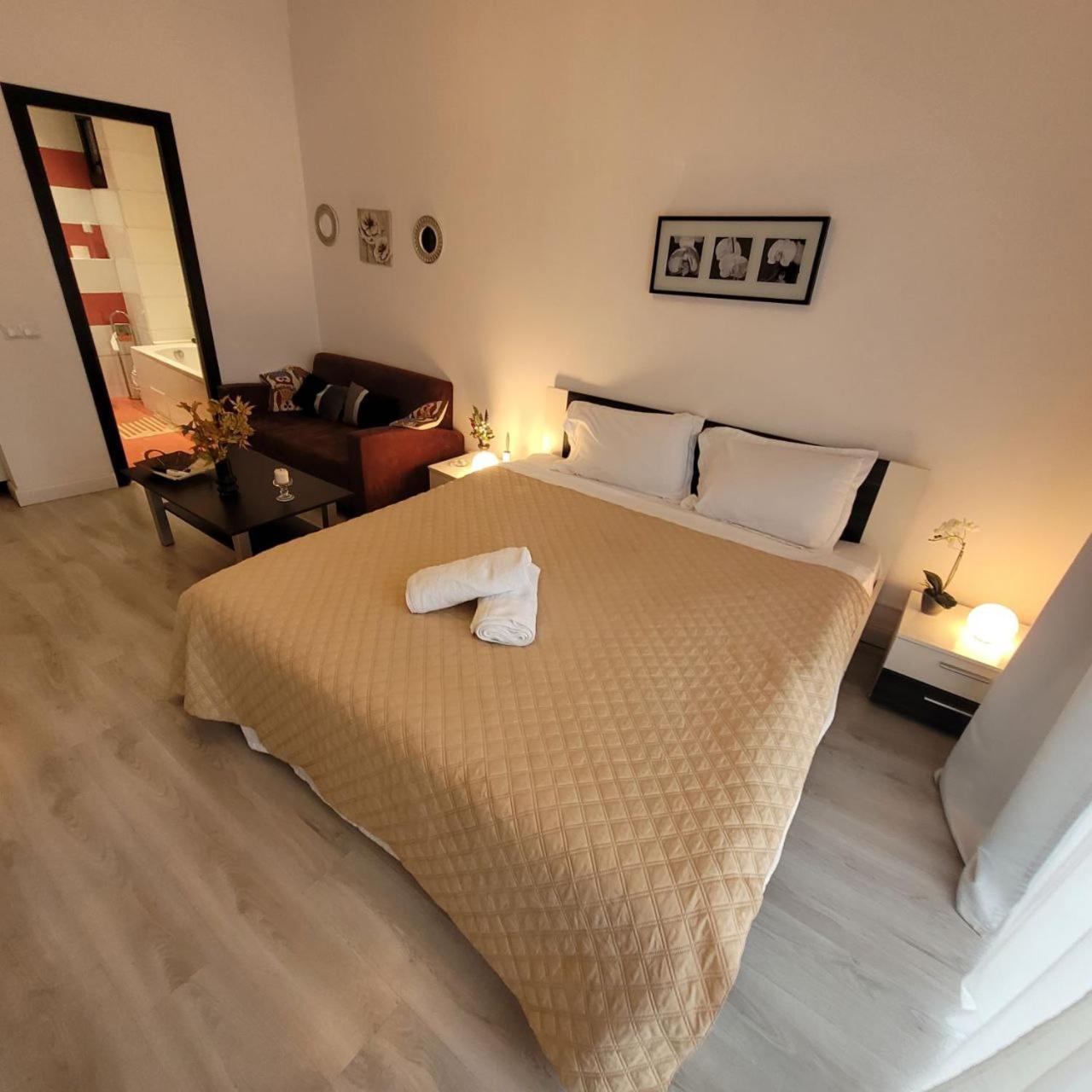 Anastasia Bratianu Apart 28B Beautiful View Self Check From 2 Pm Bucureşti Ngoại thất bức ảnh