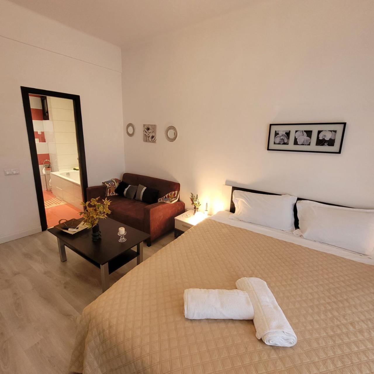 Anastasia Bratianu Apart 28B Beautiful View Self Check From 2 Pm Bucureşti Ngoại thất bức ảnh